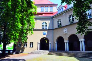 Außenansicht Schulgebäude Berufliches Schulzentrum Görlitz